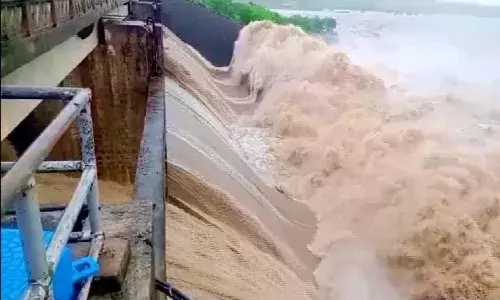 ఎల్లెంపల్లికి భారీగా వరద నీరు