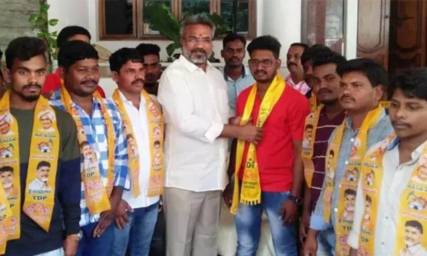 కాకినాడ జిల్లా జగ్గంపేటలో వైసీపీకి భారీ షాక్ కాకినాడ జిల్లా జగ్గంపేటలో వైసీపీకి భారీ షాక్