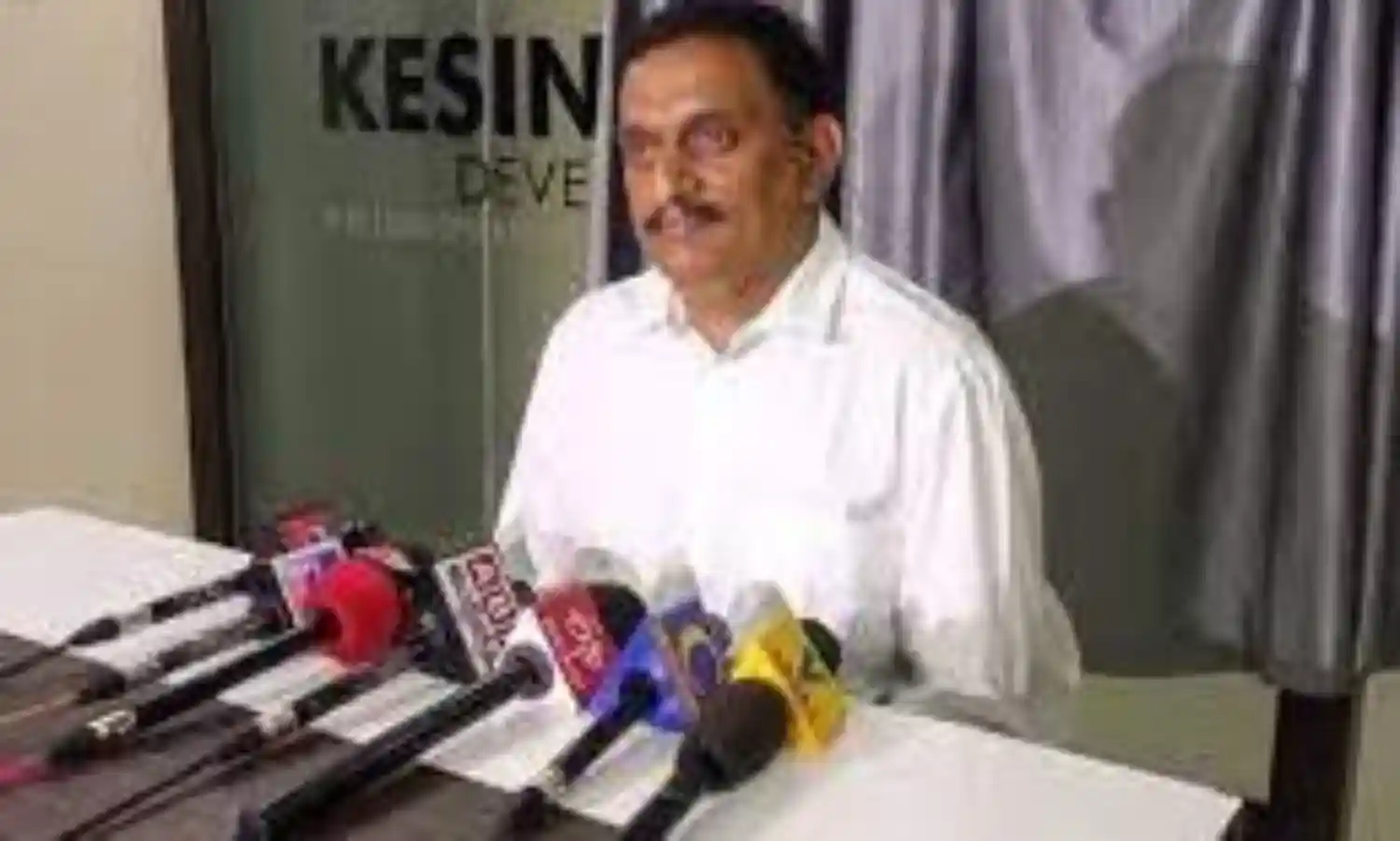 చంద్రబాబును గెలిపించడమే లక్ష్యం : కేశినేని చిన్ని చంద్రబాబును గెలిపించడమే లక్ష్యం : కేశినేని చిన్ని