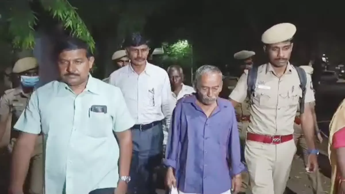 Coimbatore : నకిలీ పత్రాలు కేసుల్లో సంచలన తీర్పు Coimbatore : నకిలీ పత్రాలు కేసుల్లో సంచలన తీర్పు