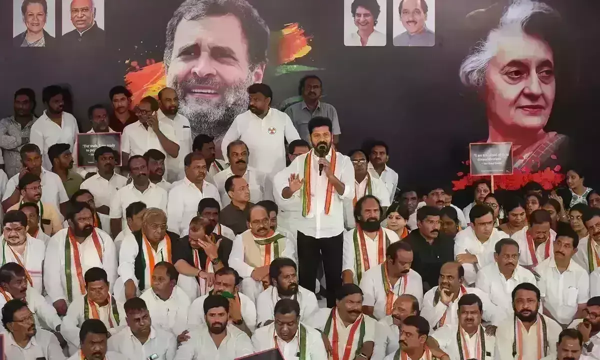 ఢిల్లీలో తెలంగాణ కాంగ్రెస్ ఎంపీల ఆందోళన ఢిల్లీలో తెలంగాణ కాంగ్రెస్ ఎంపీల ఆందోళన