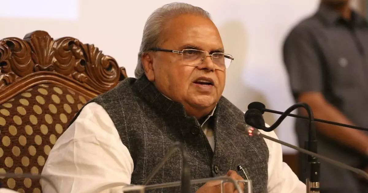Satya Pal Malik : ఎన్నికల ముందు బాంబులు పేలొచ్చు, హత్యలు జరగొచ్చు Satya Pal Malik : ఎన్నికల ముందు బాంబులు పేలొచ్చు, హత్యలు జరగొచ్చు