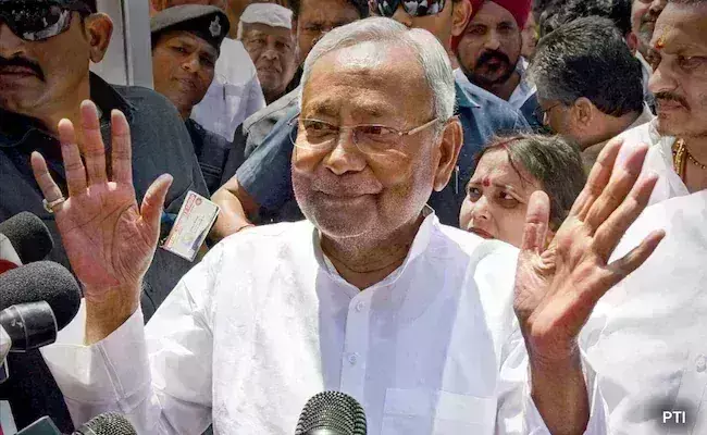 Bihar : కులగణనకు గ్రీన్‌సిగ్నల్‌