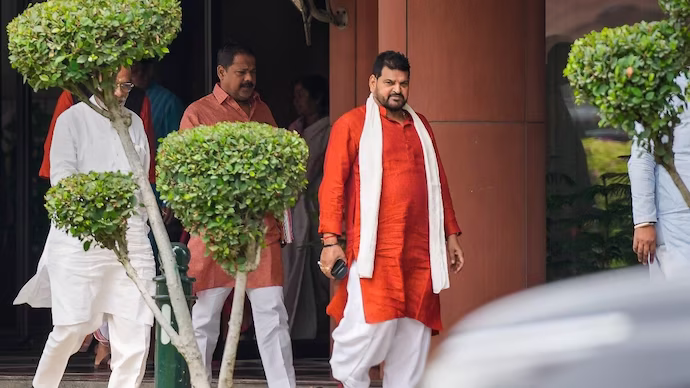 Brij Bhushan : ఇప్పుడు అక్రమ మైనింగ్ కూడా.. Brij Bhushan : ఇప్పుడు అక్రమ మైనింగ్ కూడా..