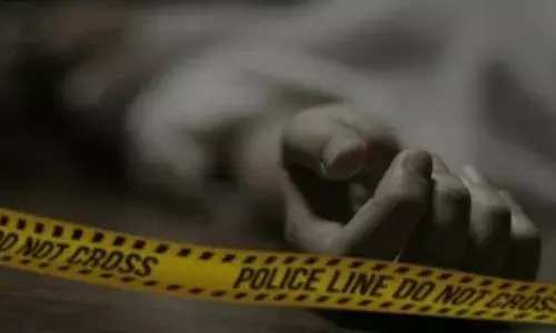 Visakhapatnam: లాడ్జ్‌పై నుంచి పడి రౌడీషీటర్‌ మృతి