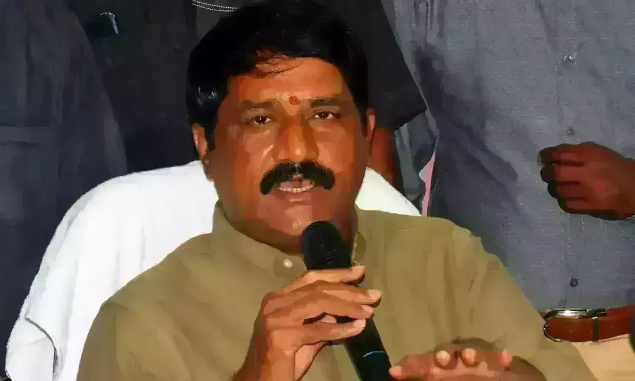 వైసీపీ ప్రభుత్వంపై మండిపడిన ఎమ్మెల్యే గంటా శ్రీనివాసరావు వైసీపీ ప్రభుత్వంపై మండిపడిన ఎమ్మెల్యే గంటా శ్రీనివాసరావు