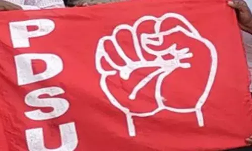 అసెంబ్లీ ముట్టడికి PDSU యత్నం, అడ్డుకున్న పోలీసులు