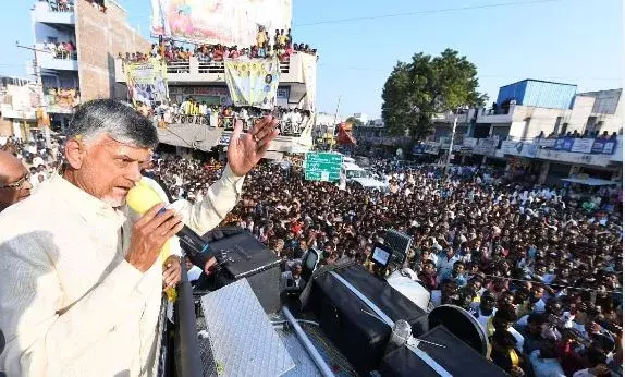 చంద్రబాబుకు ప్రజలు బ్రహ్మరథం