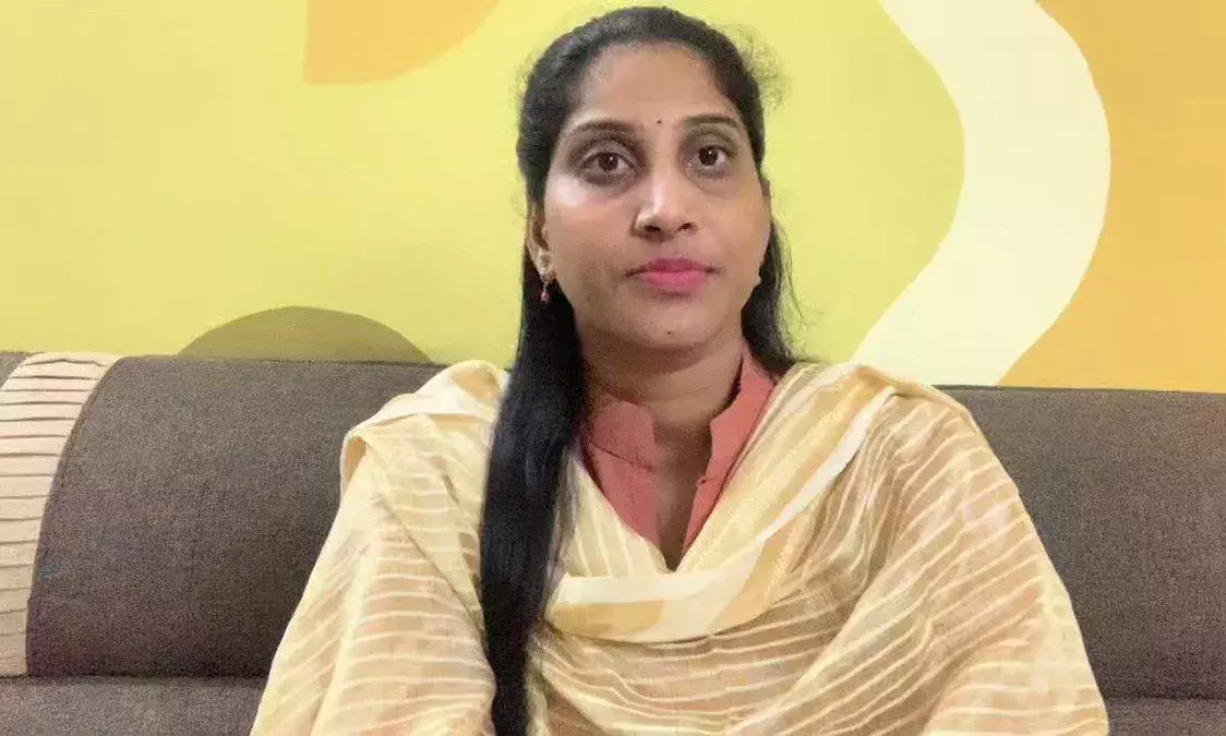 అక్రమాల్ని ప్రశ్నిస్తే కేసులు పెట్టి వేధిస్తున్నారు- ఉండవల్లి అనూష