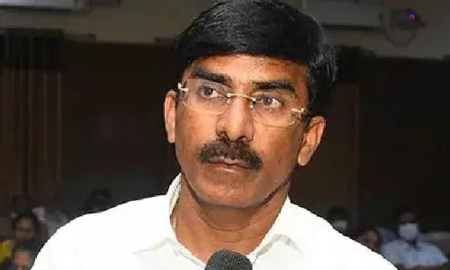 శంభుని రెడ్లను ఎస్సీల జాబితాలోకి చేర్చుతానన్న వైసీపీ ఎమ్మెల్యే శంభుని రెడ్లను ఎస్సీల జాబితాలోకి చేర్చుతానన్న వైసీపీ ఎమ్మెల్యే