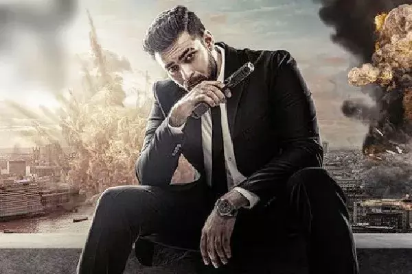 Gandeevadhari Arjuna Trailer : భూమికి పట్టిన అతిపెద్ద కేన్సర్ మనిషేనేమో.. భారీ యాక్షన్ సీన్స్ లో వరుణ్ Gandeevadhari Arjuna Trailer : భూమికి పట్టిన అతిపెద్ద కేన్సర్ మనిషేనేమో.. భారీ యాక్షన్ సీన్స్ లో వరుణ్
