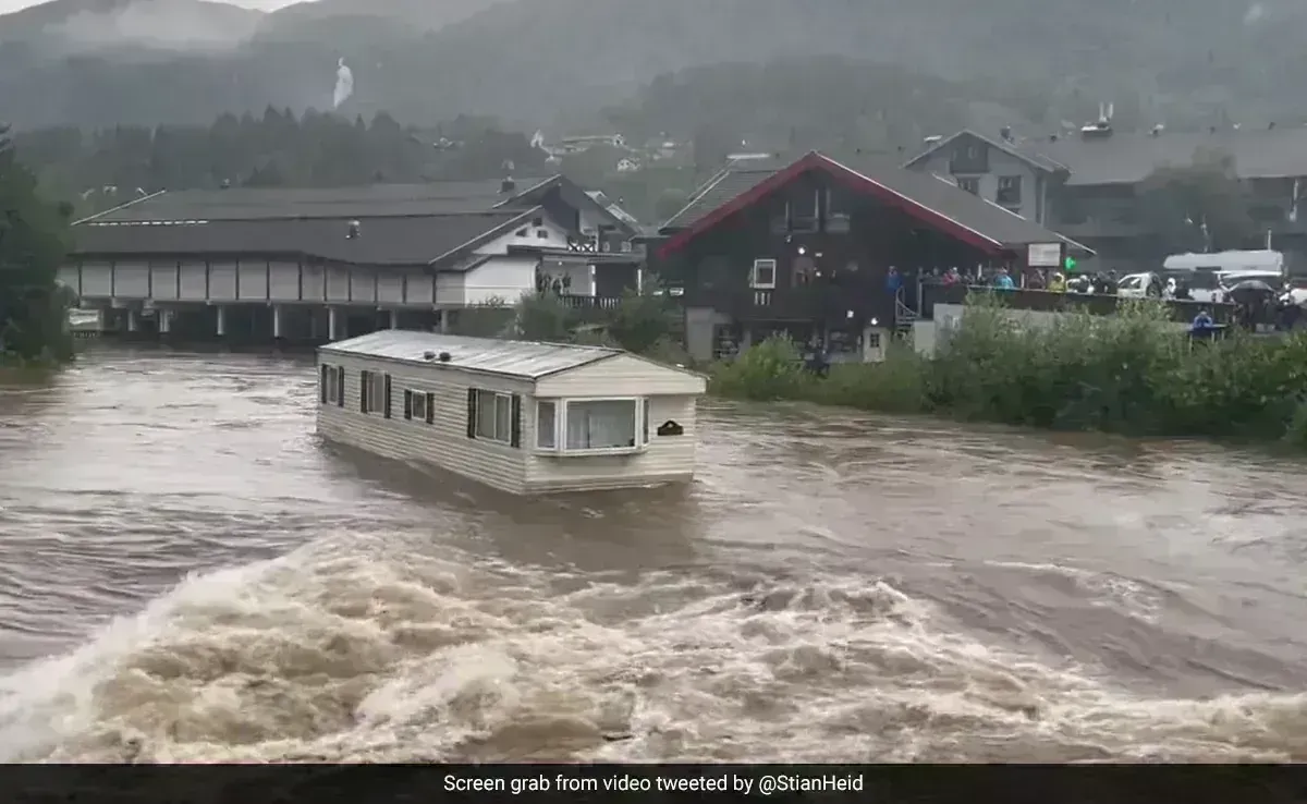 Norway Floods: నార్వే లో వరదలు Norway Floods: నార్వే లో వరదలు