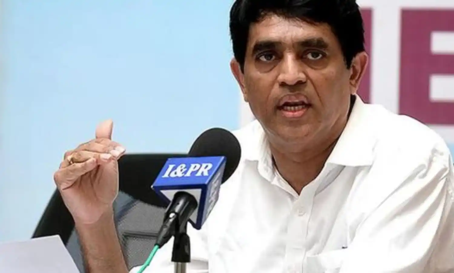 అభివృద్ధి జరగలేదనే వారికి ఆదాయ పన్ను వేయాలి: బుగ్గన అభివృద్ధి జరగలేదనే వారికి ఆదాయ పన్ను వేయాలి: బుగ్గన