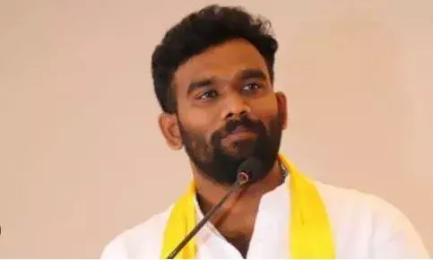 కేతిరెడ్డి అరాచకాలు శృతి మించుతున్నాయి- పరిటాల శ్రీరామ్‌