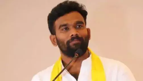 పరిహారం ఇచ్చే వరకు అండగా ఉంటా: పరిటాల శ్రీరామ్‌