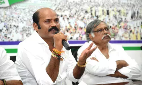 గన్నవరం వైసీపీలో భగ్గుమన్న విబేధాలు