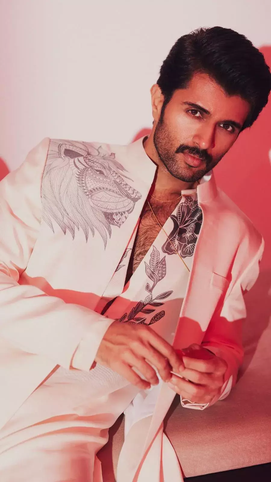 TheDeverakonda: దేవరకొండ రాజసం