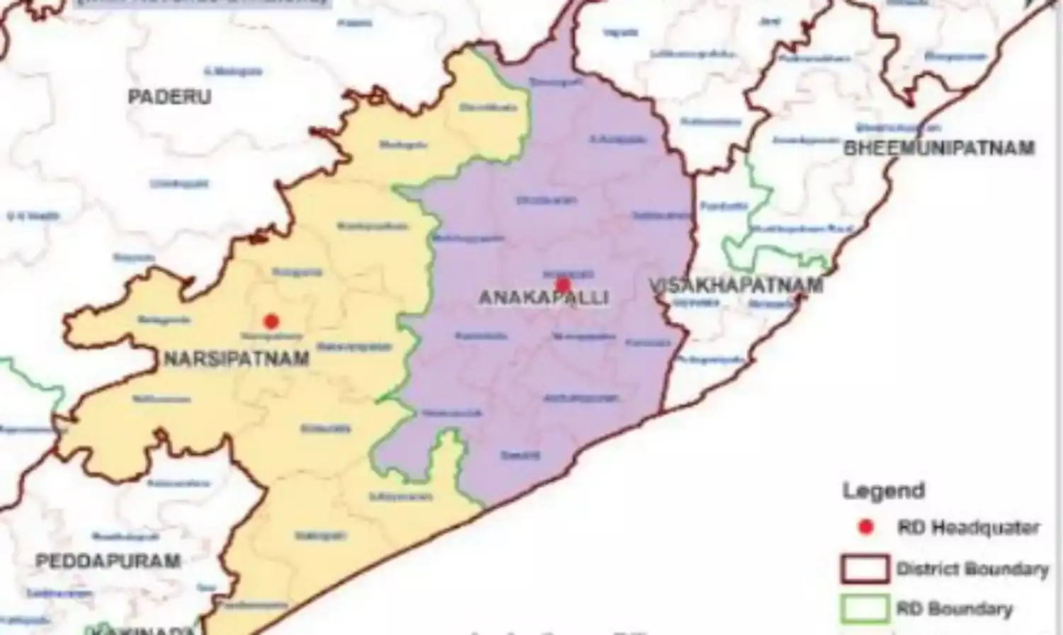 అనకాపల్లి స్వాతంత్ర దినోత్సవ వేడుకల్లో విద్యార్థుల అవస్థలు అనకాపల్లి స్వాతంత్ర దినోత్సవ వేడుకల్లో విద్యార్థుల అవస్థలు