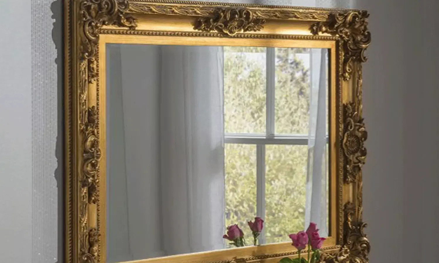 మహిళలను నగ్నంగా చూడొచ్చని మ్యాజిక్ మిర్రర్ కొన్న వృద్ధుడు.. తర్వాత ఏం జరిగిందంటే..