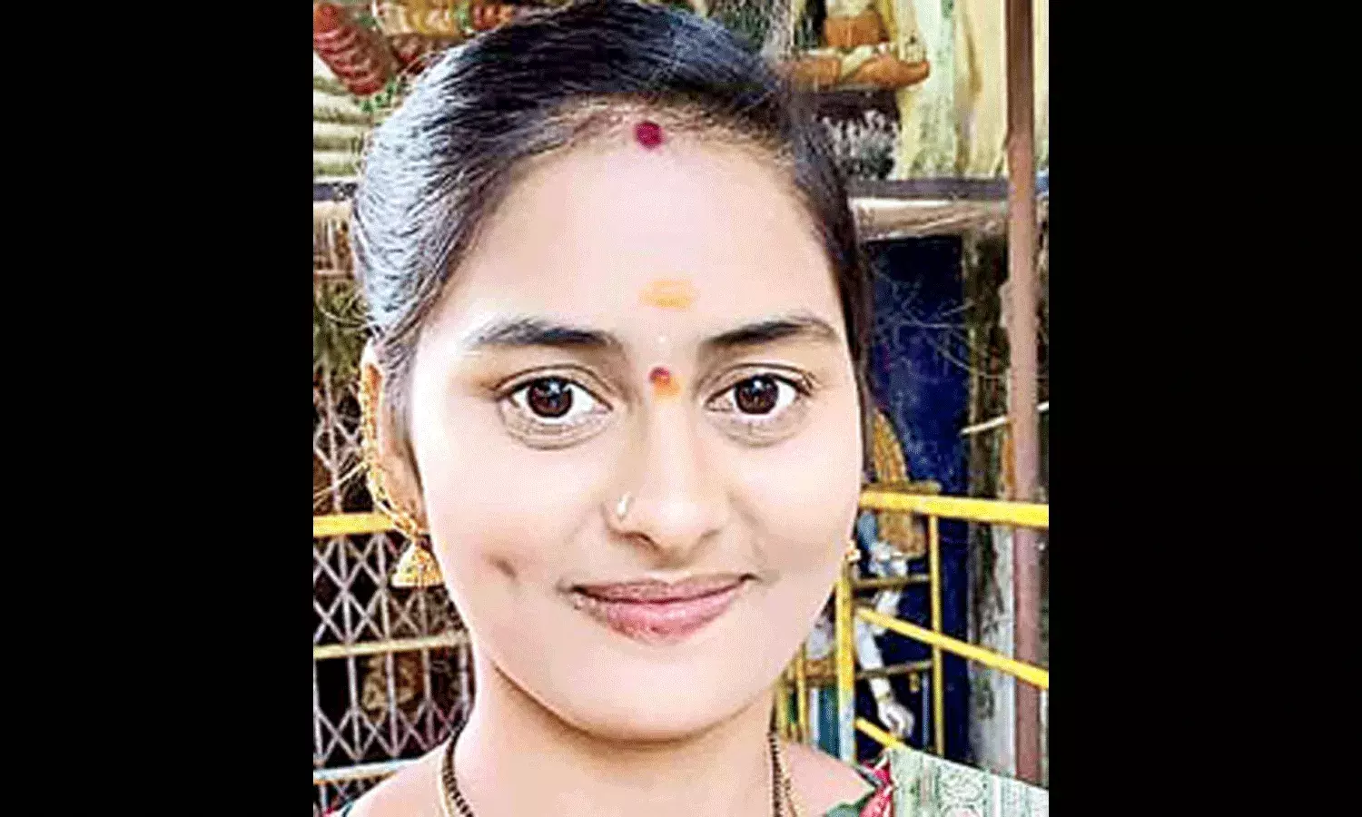 పచ్చి బాలింత.. కార్డియాక్ అరెస్ట్ తో మృత్యుఒడిలోకి పచ్చి బాలింత.. కార్డియాక్ అరెస్ట్ తో మృత్యుఒడిలోకి