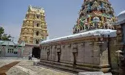 ఖాద్రీ లక్ష్మీనరసింహస్వామి ఆలయంలో వివాదం ఖాద్రీ లక్ష్మీనరసింహస్వామి ఆలయంలో వివాదం