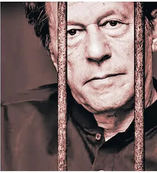 Imran khan: దేశం కోసం వెయ్యేళ్లు జైల్లోనే ఉంటా Imran khan: దేశం కోసం వెయ్యేళ్లు జైల్లోనే ఉంటా