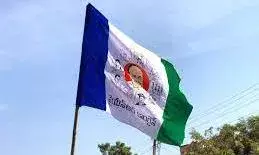 Sree SatyaSai District: కదిరి వైసీపీలో బయటపడిన వర్గపోరు