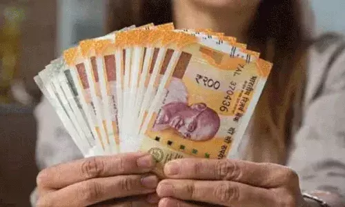 మీ భార్య పేరుతో NPS ఖాతా తెరిస్తే.. ప్రతి నెల రూ. 44,793 మీ భార్య పేరుతో NPS ఖాతా తెరిస్తే.. ప్రతి నెల రూ. 44,793