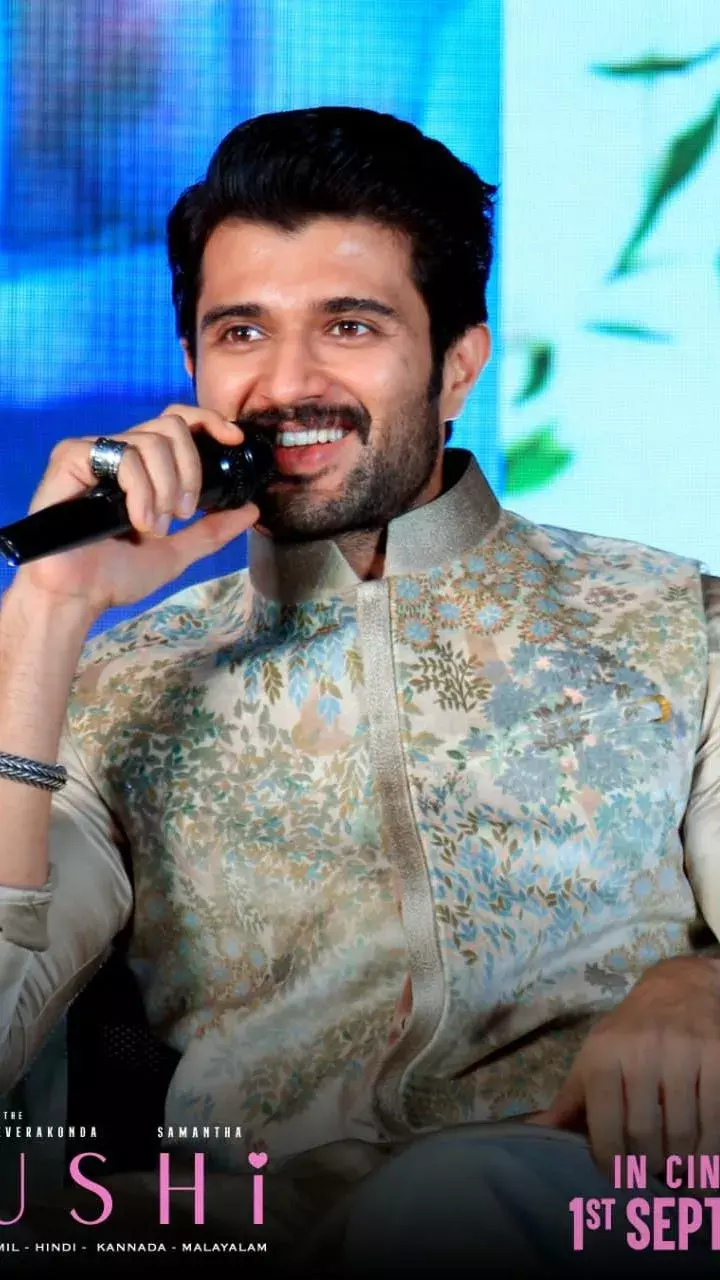 @TheDeverakonda: కుషి కుషీగా ప్రమోషన్లలో