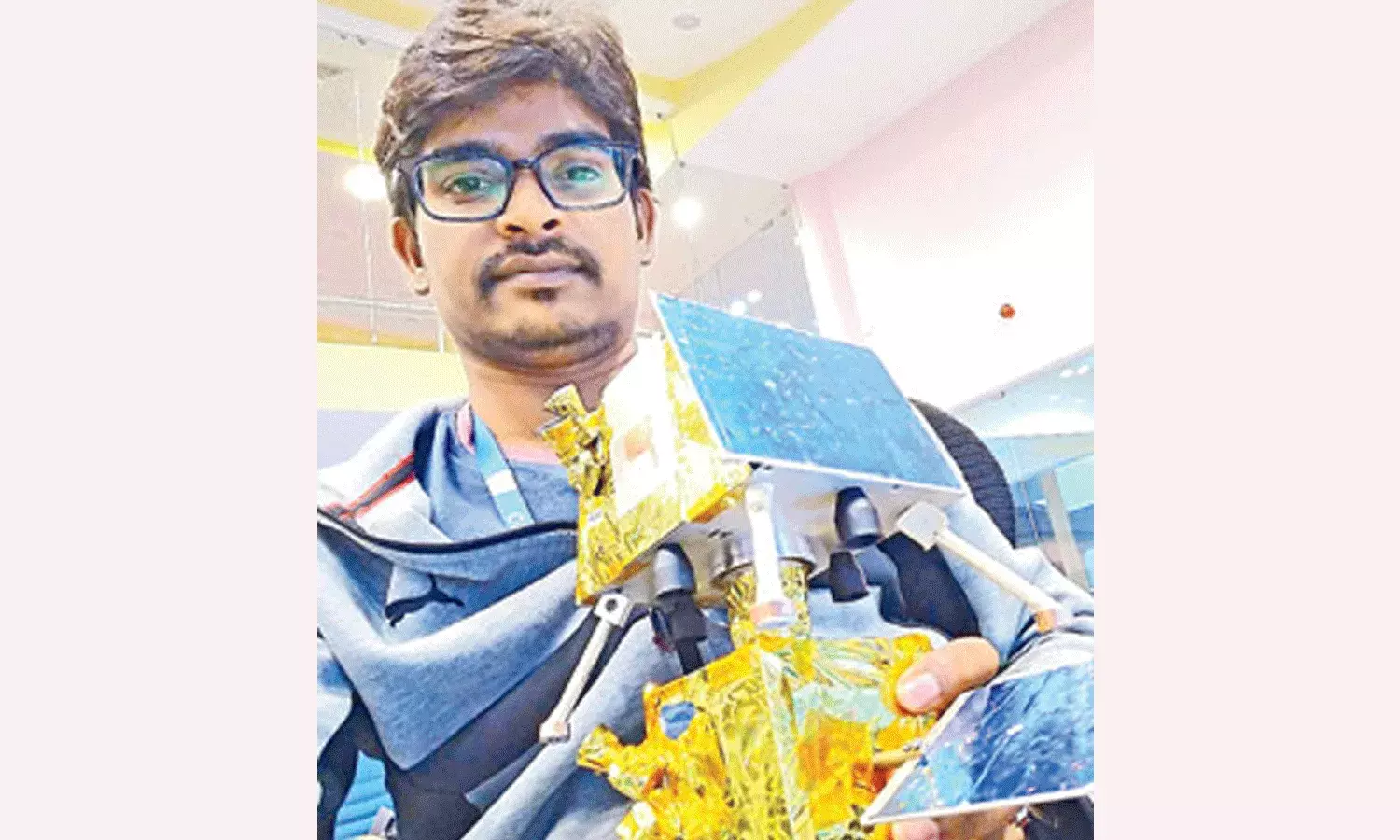 చంద్రయాన్-3లో తెలంగాణా యువకుడు చంద్రయాన్-3లో తెలంగాణా యువకుడు