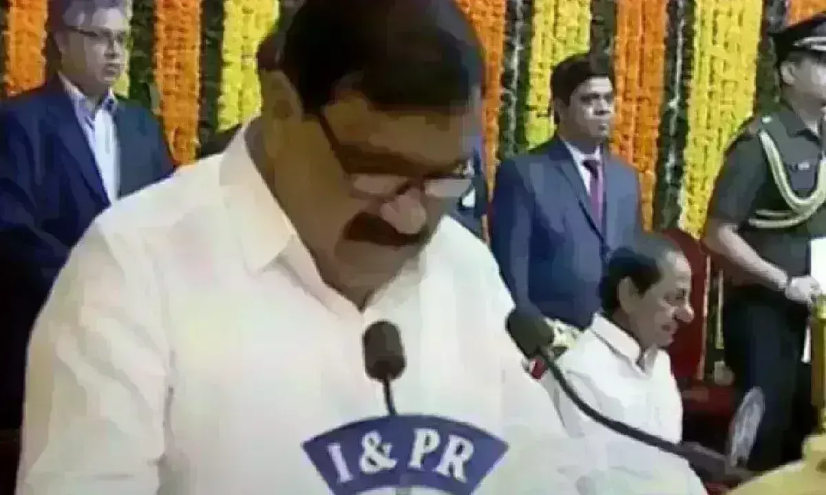 మంత్రిగా పట్నం మహేందర్‌రెడ్డి ప్రమాణ స్వీకారం