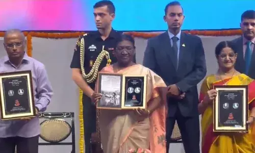 Mint: హైదరాబాద్ మింట్‌లో ఎన్టీఆర్ స్మారక నాణెం తయారు