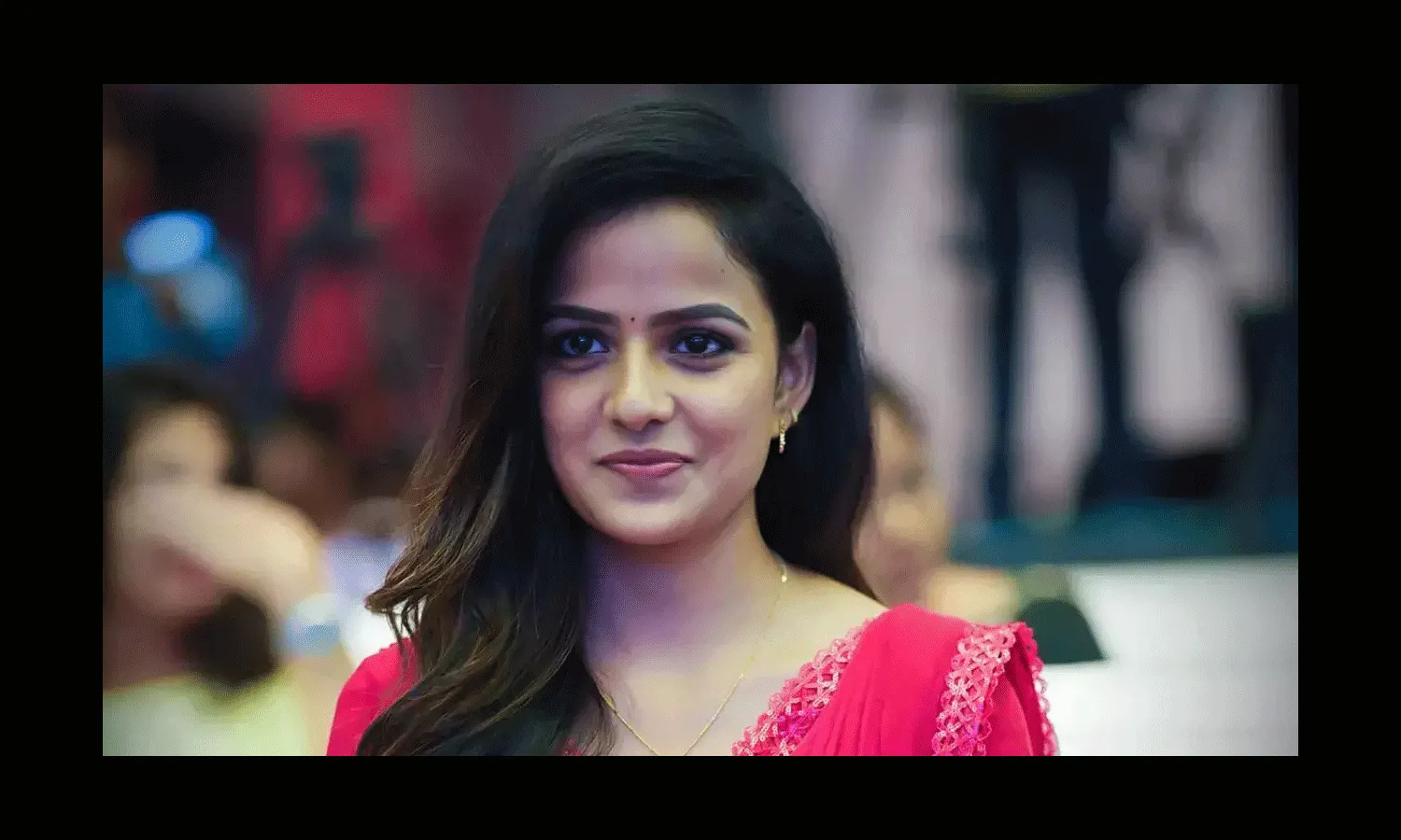 వాట్సాప్ బేబీ.. ఎవరిని పెళ్లి చేసుకుంటావ్.. వాట్సాప్ బేబీ.. ఎవరిని పెళ్లి చేసుకుంటావ్..