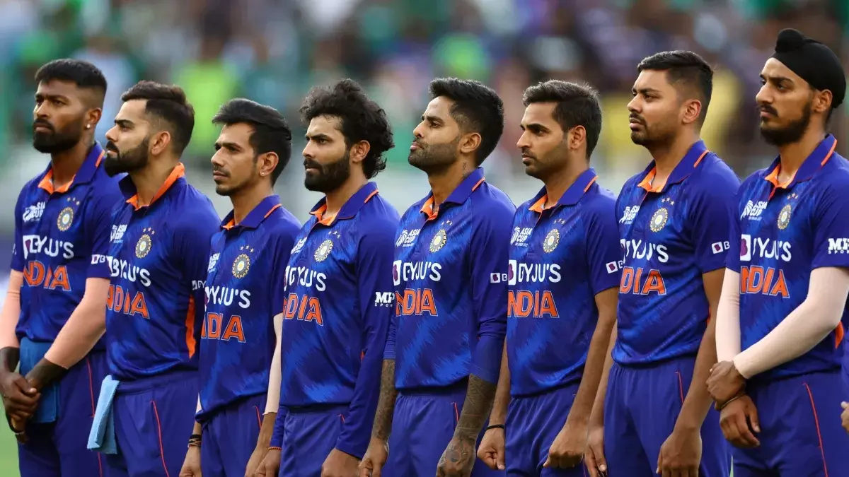 Team India: లంకలో అడుగుపెట్టిన టీమిండియా