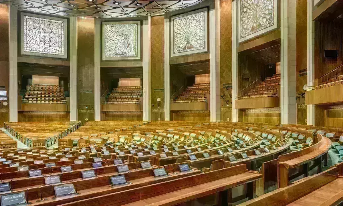 ఐదు రోజులు పార్లమెంట్ ప్రత్యేక సమావేశాలు ఐదు రోజులు పార్లమెంట్ ప్రత్యేక సమావేశాలు