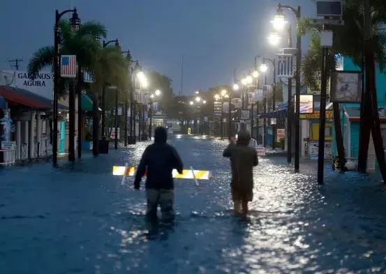 Hurricane Idalia: అమెరికాలో హరికేన్ బీభత్సం