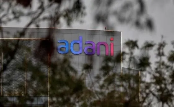 Adani Group: అదానీ గ్రూపునకు మళ్లీ ఆరోపణల సెగ Adani Group: అదానీ గ్రూపునకు మళ్లీ ఆరోపణల సెగ
