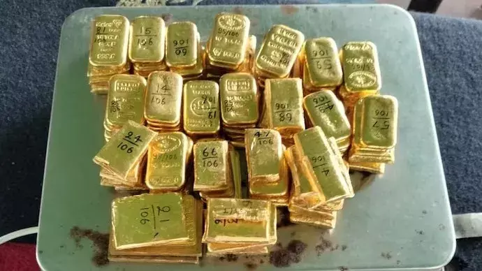 West Bengal: బంగ్లా-భారత్ సరిహద్దుల్లో స్మగ్లింగ్ బంగారం