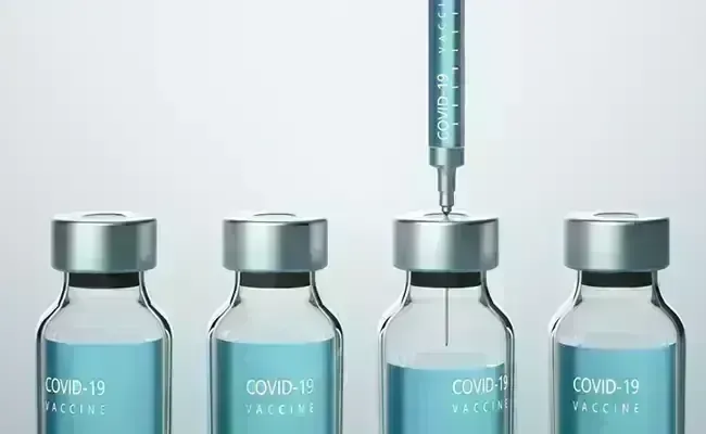 Corona Vaccine:  గుండెపోటుకు అదే కారణమా.. Corona Vaccine:  గుండెపోటుకు అదే కారణమా..