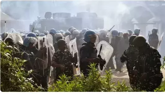 MANIPUR VOILENCE: మణిపుర్లో మళ్లీ హింస.. ఇద్దరి మృతి MANIPUR VOILENCE: మణిపుర్లో మళ్లీ హింస.. ఇద్దరి మృతి