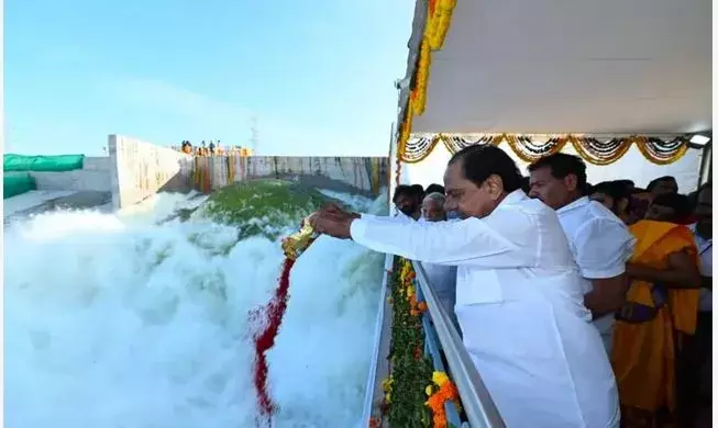 KCR: కరవు నేలపై కృష్ణమ్మ తాండవం