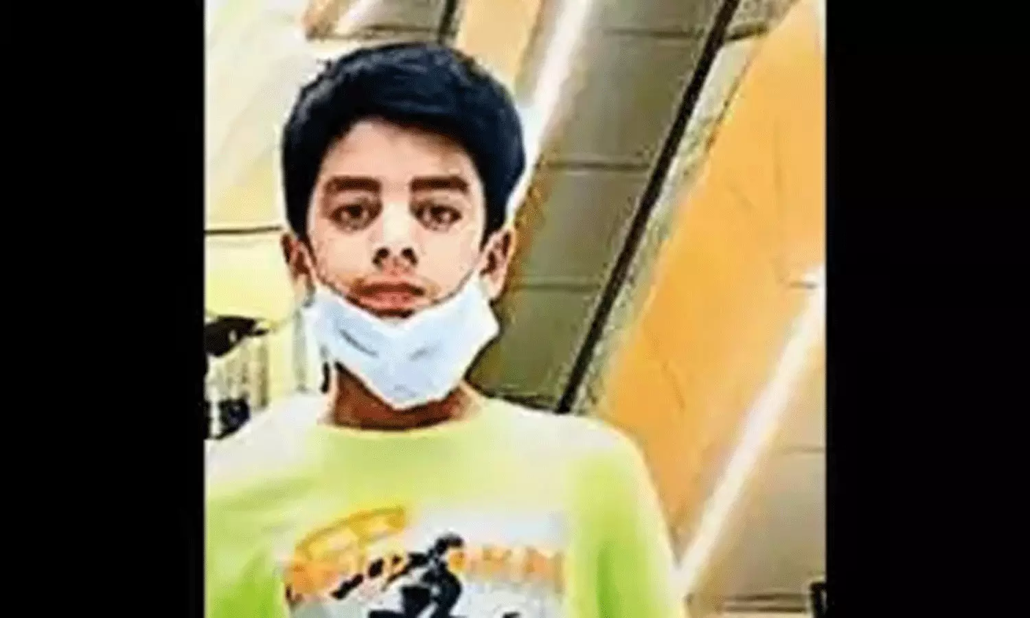 9వ తరగతి విద్యార్థికి గుండెపోటు.. క్లాస్లోనే కుప్పకూలి.. 9వ తరగతి విద్యార్థికి గుండెపోటు.. క్లాస్లోనే కుప్పకూలి..