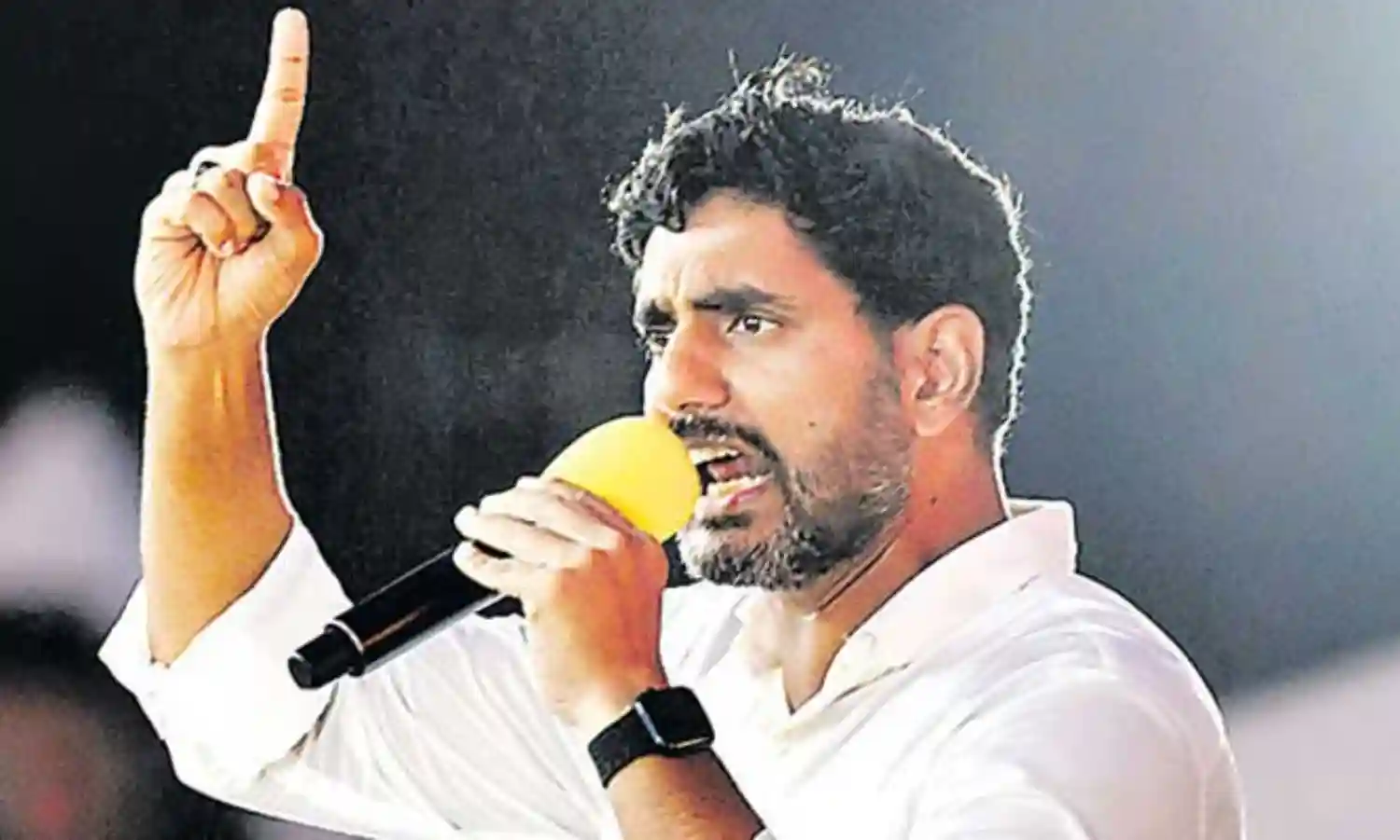 LOKESH: చంద్రబాబును అంతం చేసే కుట్ర ? LOKESH: చంద్రబాబును అంతం చేసే కుట్ర ?