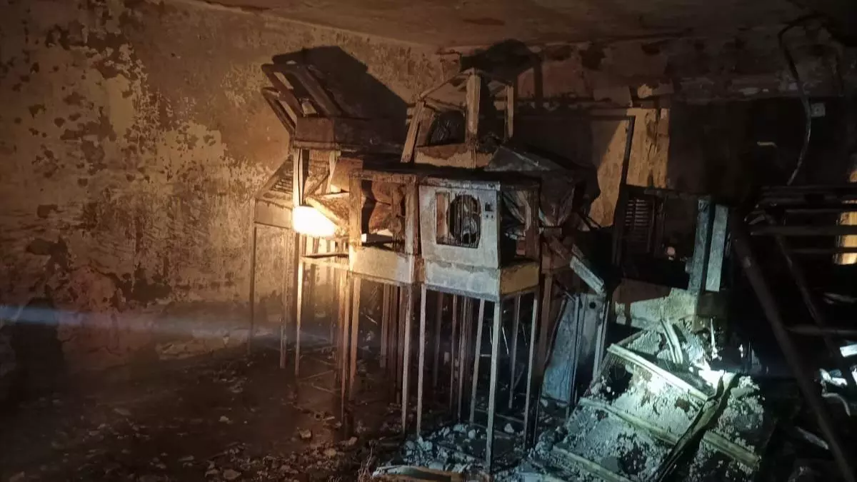 Fire Breaks Out at PG Hostel : పీజీ హాస్టల్లో అగ్నిప్రమాదం Fire Breaks Out at PG Hostel : పీజీ హాస్టల్లో అగ్నిప్రమాదం