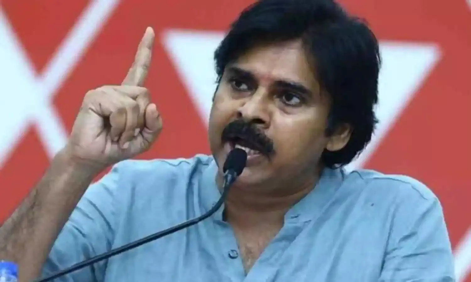 PAWAN: మహిళా కమిషన్ ఎక్కడ? PAWAN: మహిళా కమిషన్ ఎక్కడ?