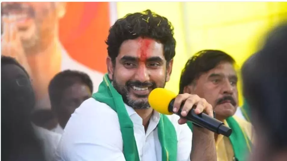 LOKESH: లోకేశ్ను అరెస్ట్ చెయ్యొద్దు: హైకోర్టు LOKESH: లోకేశ్ను అరెస్ట్ చెయ్యొద్దు: హైకోర్టు