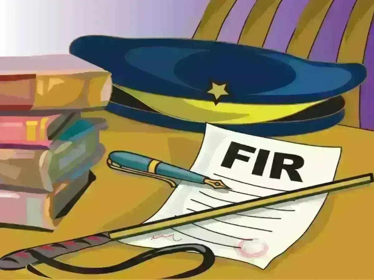 UP Police: పార్క్కు వచ్చిన జంటకు  పోలీసుల వేధింపులు UP Police: పార్క్కు వచ్చిన జంటకు  పోలీసుల వేధింపులు