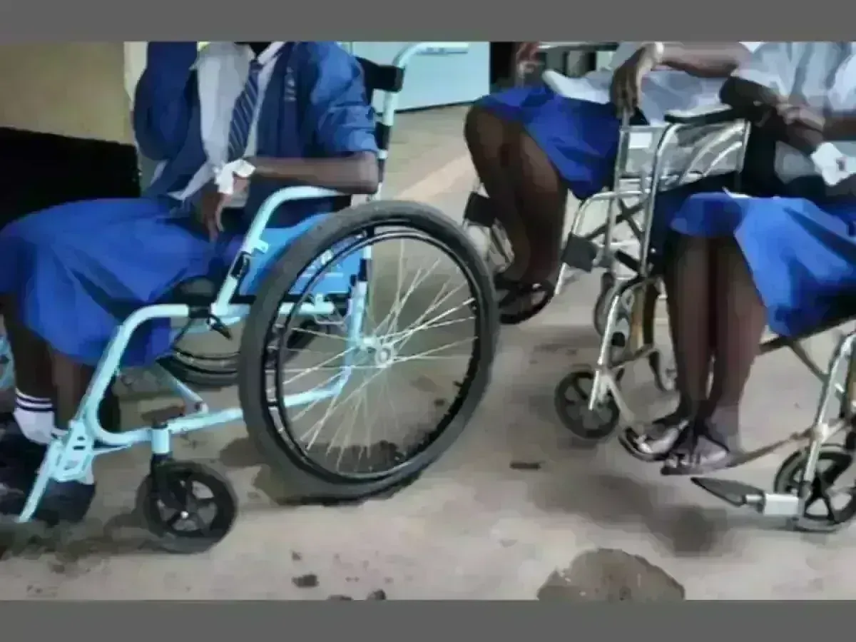 Kenya: కెన్యాలో అంతుచిక్కని వ్యాధి Kenya: కెన్యాలో అంతుచిక్కని వ్యాధి