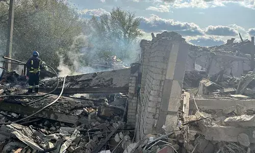 Russian attack: ఉక్రెయిన్ పై రష్యా రాకెట్ దాడి.. 49 మంది మృతి Russian attack: ఉక్రెయిన్ పై రష్యా రాకెట్ దాడి.. 49 మంది మృతి