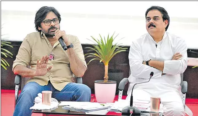 PAWAN: జగన్‌ది అసమర్థ ప్రభుత్వం: పవన్‌